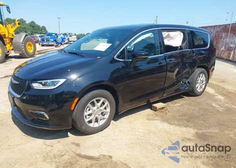 2025 Chrysler Pacifica Select from USA, damaged, VIN 2C4RC1BG5SR558093